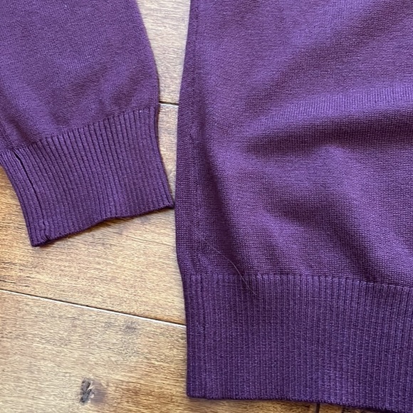 NWT Joseph A Pearl Buttons  Ruffle Detail Cardigan 
burgundy Size L - Picture 4 of 14